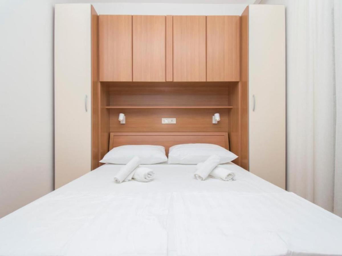 Apartments Antonio Тучепи Екстер'єр фото