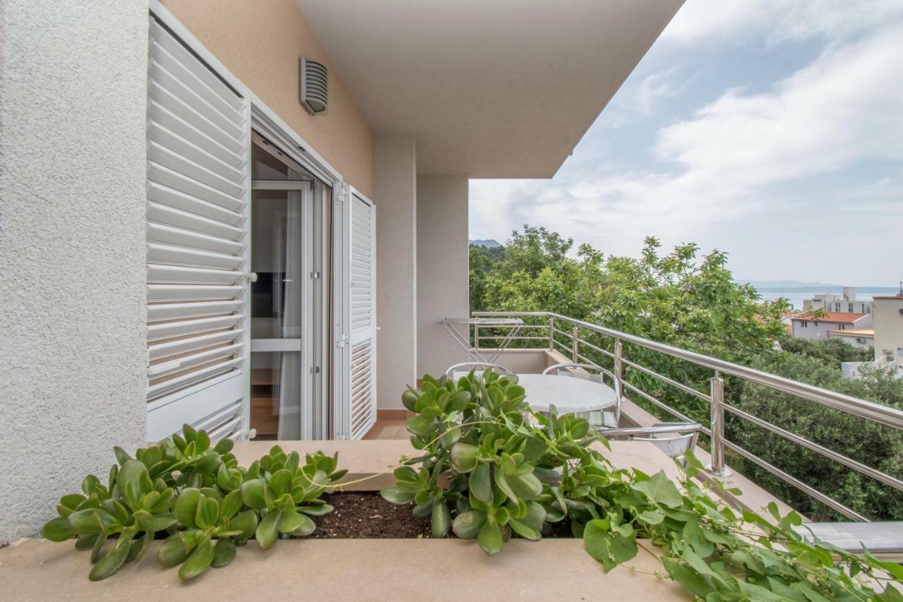 Apartments Antonio Тучепи Екстер'єр фото