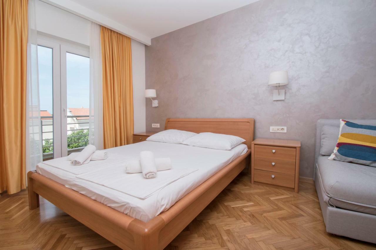 Apartments Antonio Тучепи Екстер'єр фото