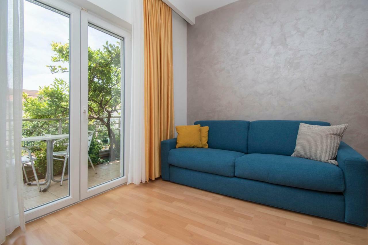 Apartments Antonio Тучепи Екстер'єр фото